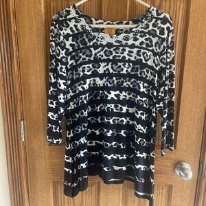 Ruby Rd PL Black Leopard Top